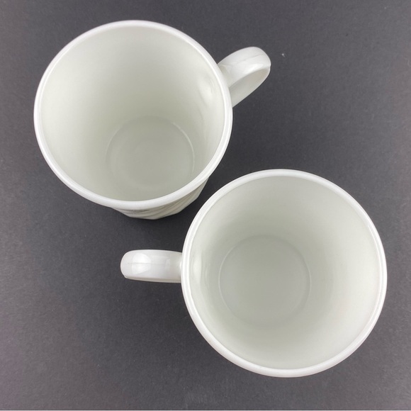 Vintage Corning Mugs Set of 2 8oz Cups White Swirl Pattern Microwave Safe - Picture 5 of 6